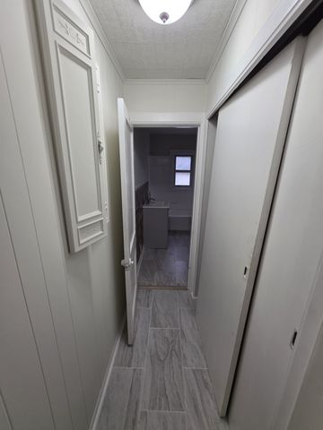 76 Elberta St, Nashville, TN 37210