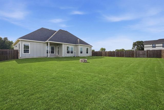 987 County Road 4125, Campbell, TX 75422