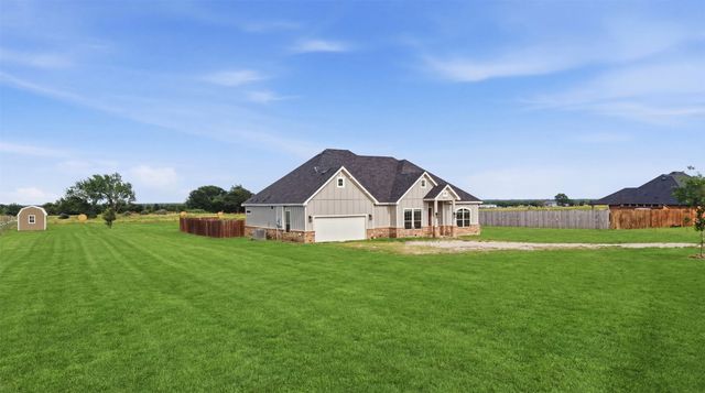 987 County Road 4125, Campbell, TX 75422
