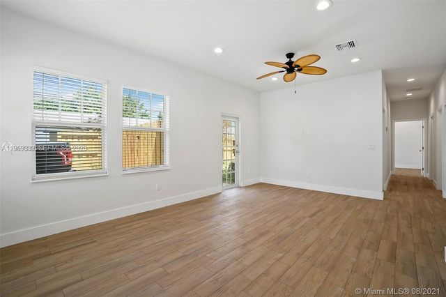 711 N L St 2, Lake Worth, FL 33460