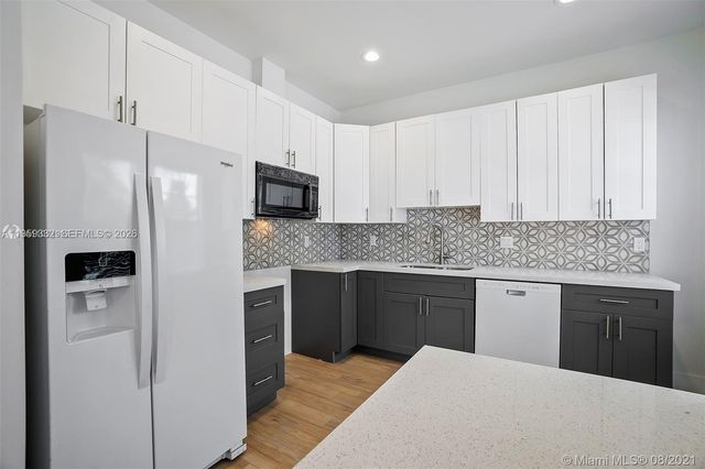 711 N L St 2, Lake Worth, FL 33460