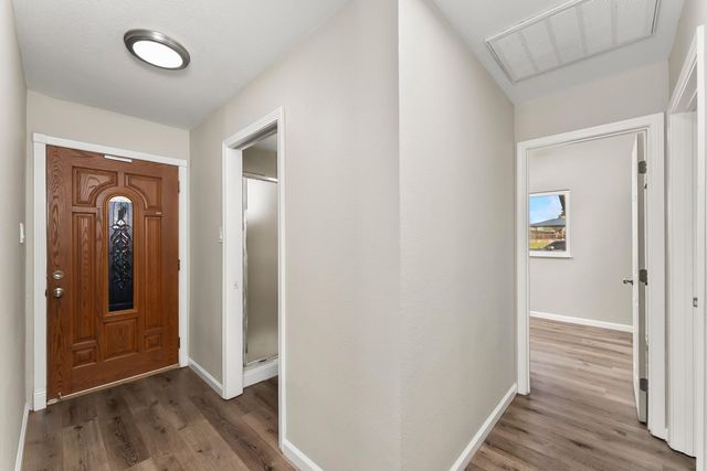 5450 73rd St, Sacramento, CA 95820