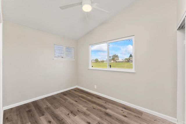 5450 73rd St, Sacramento, CA 95820