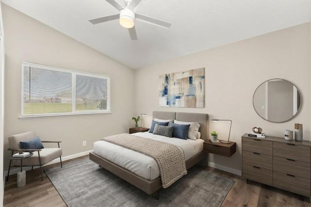 5450 73rd St, Sacramento, CA 95820