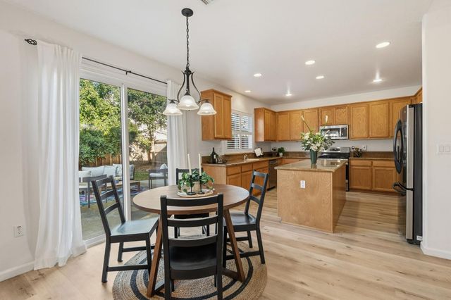 3810 Huntington Rd, West Sacramento, CA 95691