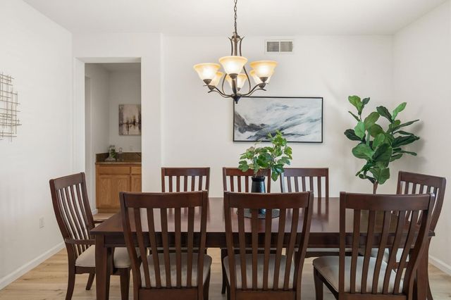 3810 Huntington Rd, West Sacramento, CA 95691