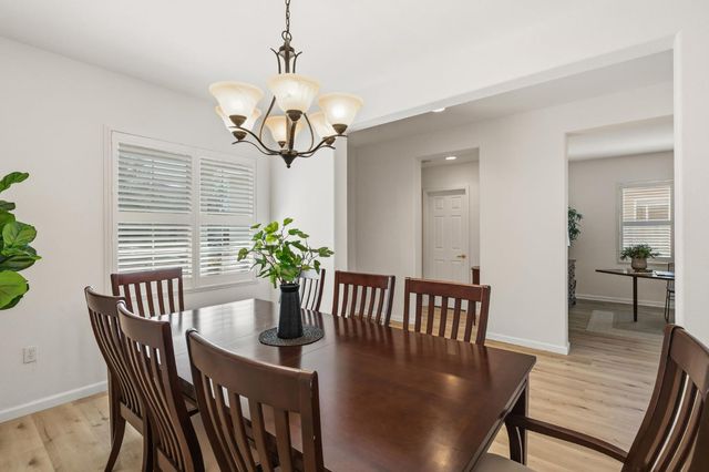 3810 Huntington Rd, West Sacramento, CA 95691