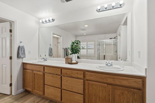 3810 Huntington Rd, West Sacramento, CA 95691