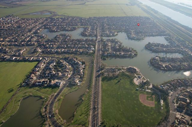 3810 Huntington Rd, West Sacramento, CA 95691