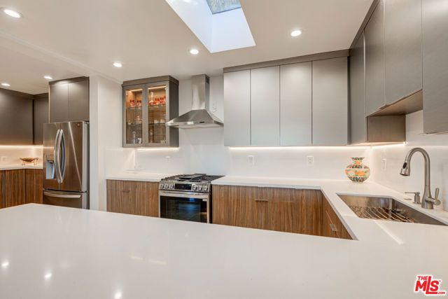 4520 Gable Drive, Encino (los Angeles), CA 91316