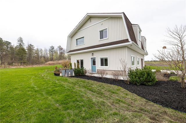 1236 Salt Road, Penfield, NY 14580