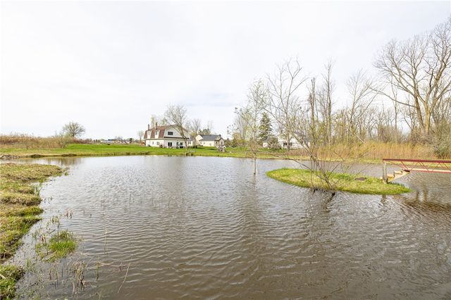 1236 Salt Road, Penfield, NY 14580