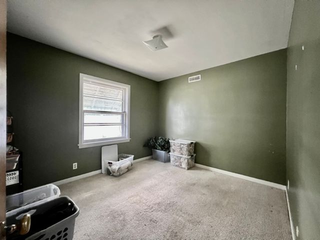 10059 S Spaulding Avenue, Evergreen Park, IL 60805