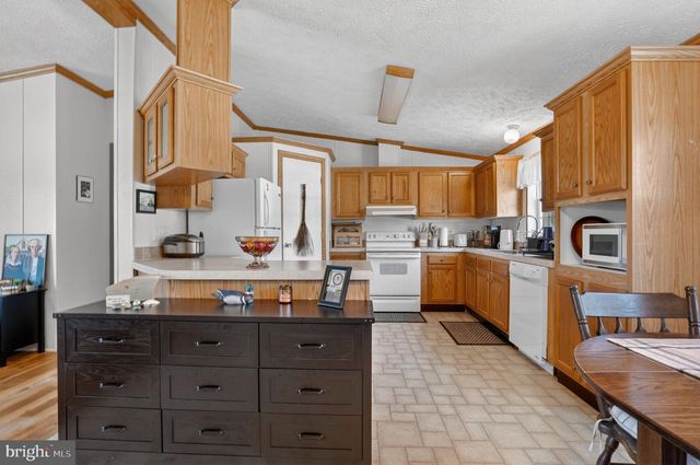 8024 HICKMAN FARM RD, Wallops Island, VA 23337