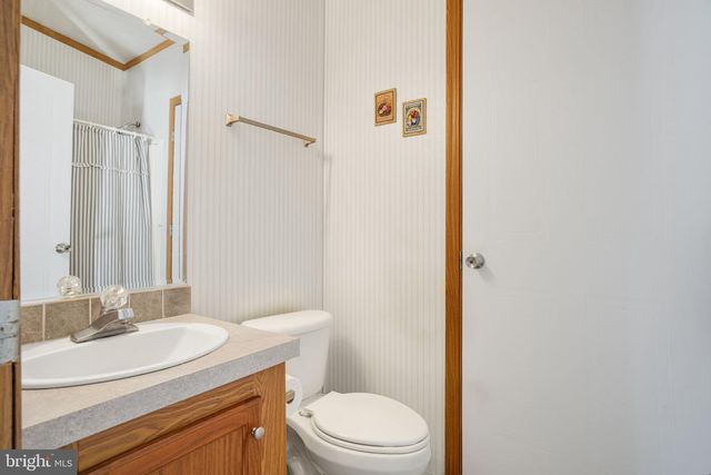 8024 HICKMAN FARM RD, Wallops Island, VA 23337
