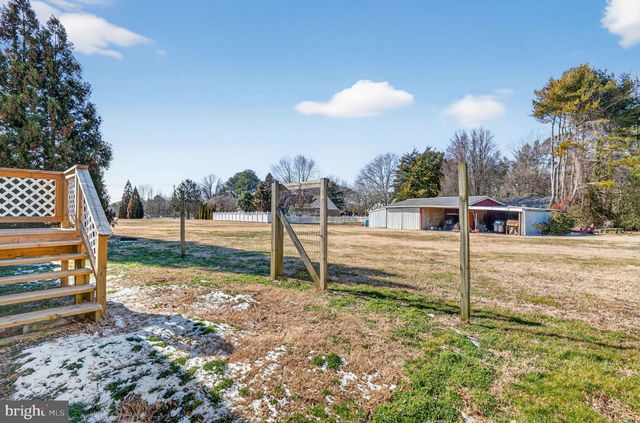 8024 HICKMAN FARM RD, Wallops Island, VA 23337