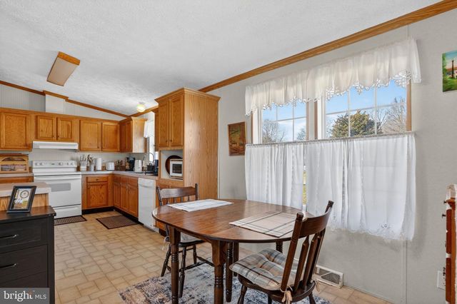 8024 HICKMAN FARM RD, Wallops Island, VA 23337