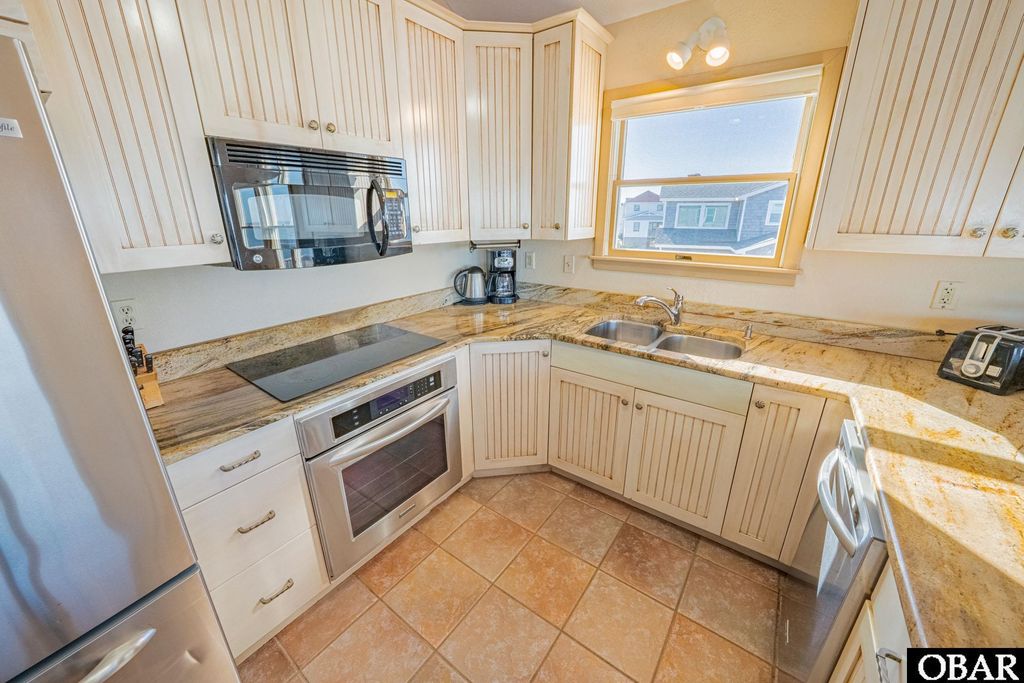 Image 14 of property listing at 39000 Bluefish Court Lot 193, Avon, NC 27915