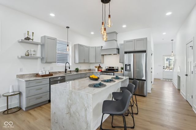 2043 Bellefontaine Street, Indianapolis, IN 46202