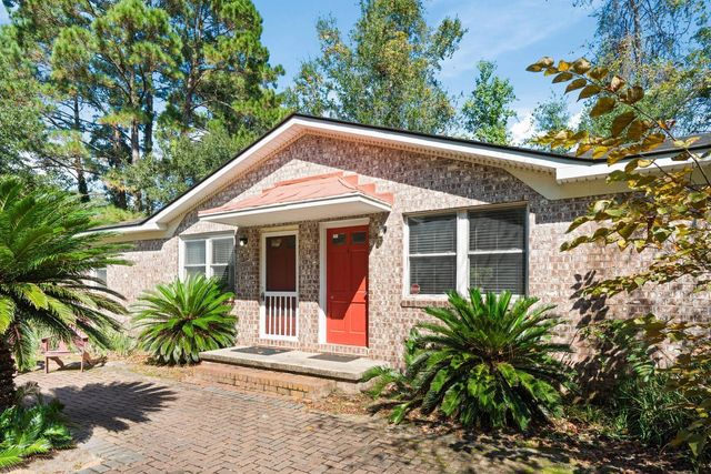 1536 Inland Avenue C, Charleston, SC 29412