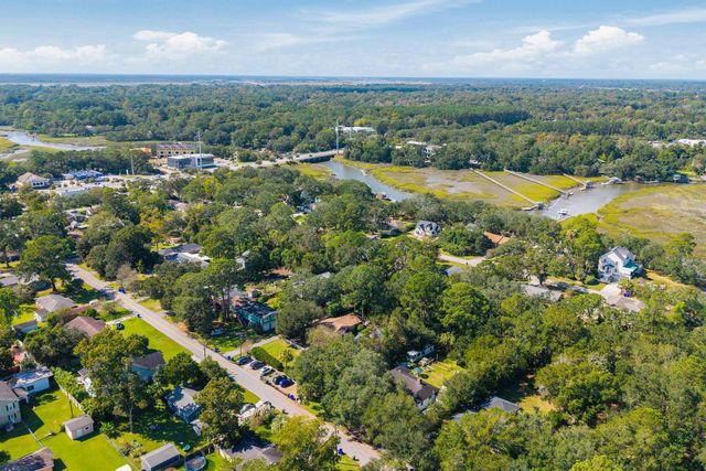 1536 Inland Avenue C, Charleston, SC 29412
