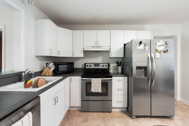 1536 Inland Avenue C, Charleston, SC 29412