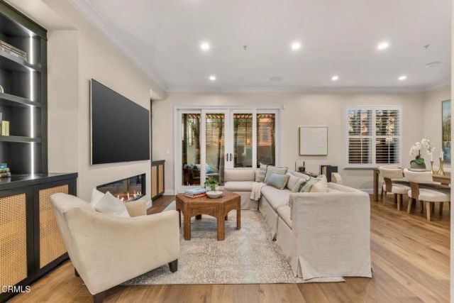 108 S El Molino Avenue 106, Pasadena, CA 91101