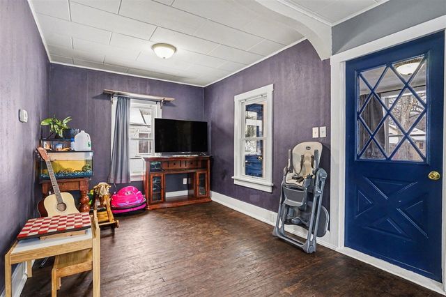 1844 Superior Street, Muskegon, MI 49442