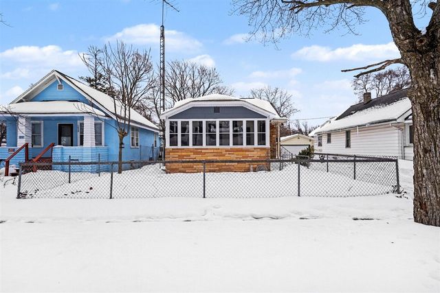 1844 Superior Street, Muskegon, MI 49442