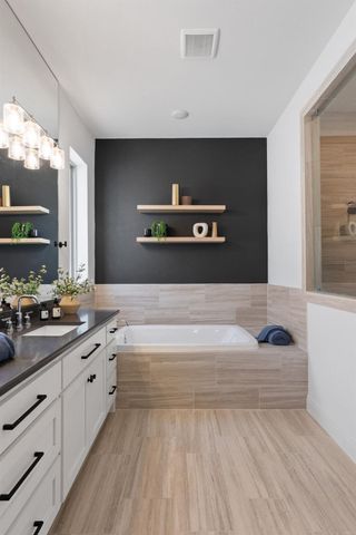 2412 Skywalk LN 52, Spicewood, TX 78669