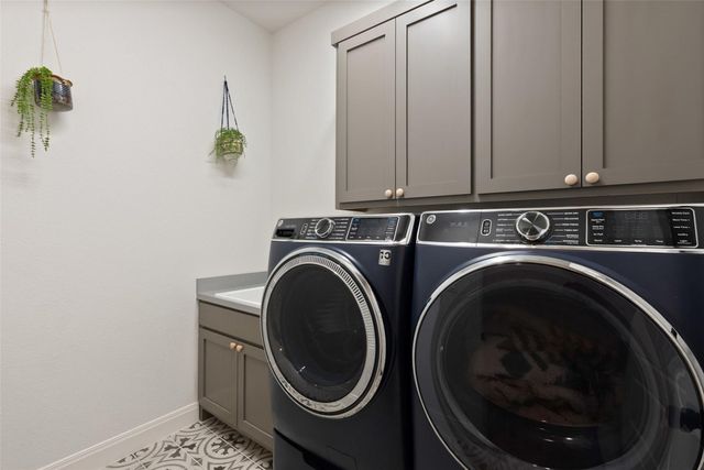 2412 Skywalk LN 52, Spicewood, TX 78669