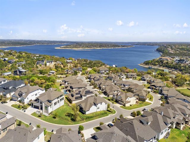 2412 Skywalk LN 52, Spicewood, TX 78669