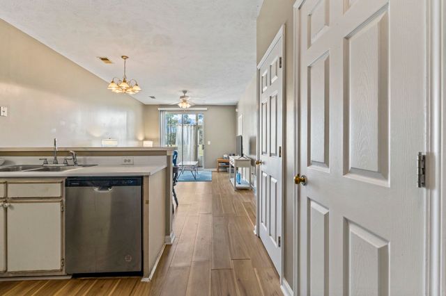 484 River Oaks Dr Apt 62C, Myrtle Beach, SC 29579