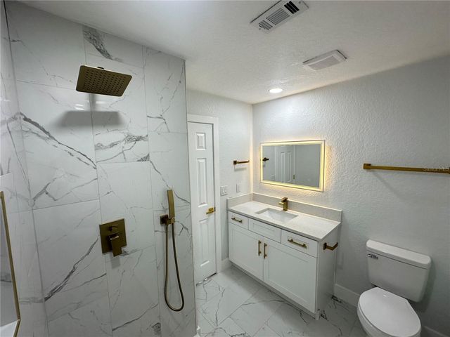 804 S PARSONS AVENUE, Seffner, FL 33584