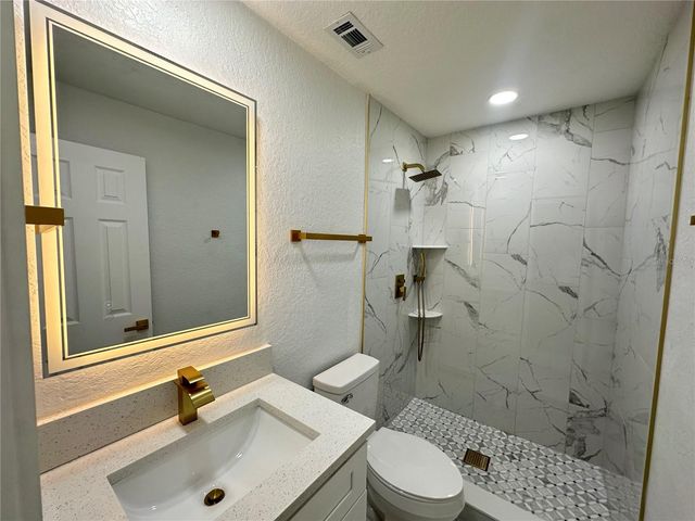 804 S PARSONS AVENUE, Seffner, FL 33584