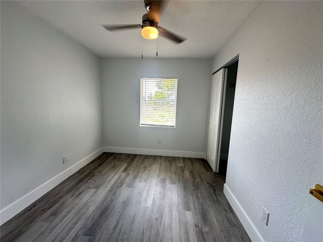 804 S PARSONS AVENUE, Seffner, FL 33584