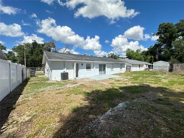 804 S PARSONS AVENUE, Seffner, FL 33584