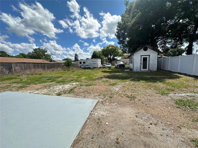 804 S PARSONS AVENUE, Seffner, FL 33584