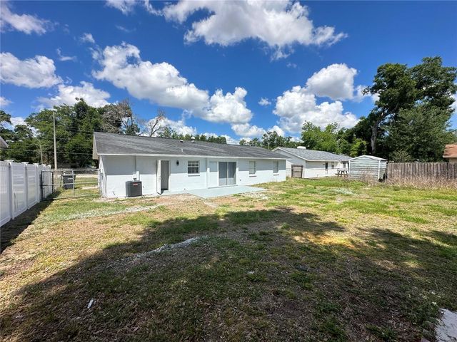 804 S PARSONS AVENUE, Seffner, FL 33584