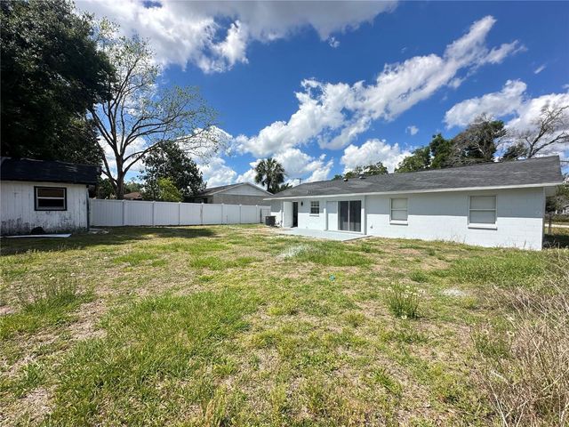 804 S PARSONS AVENUE, Seffner, FL 33584