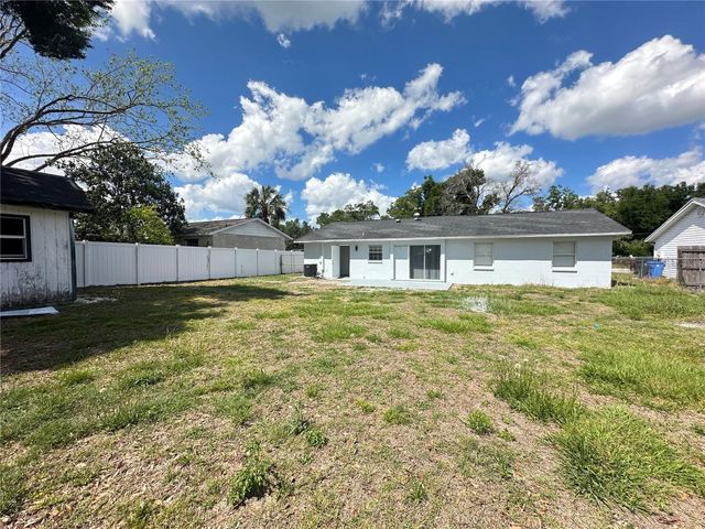 804 S PARSONS AVENUE, Seffner, FL 33584