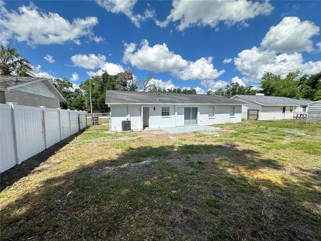804 S PARSONS AVENUE, Seffner, FL 33584