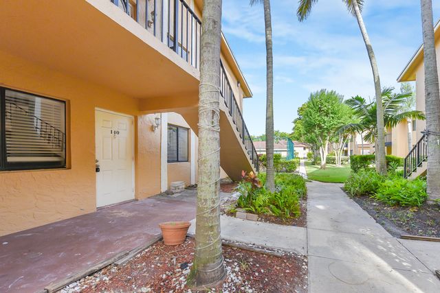 6053 10th 140 Avenue N 140, Greenacres, FL 33463