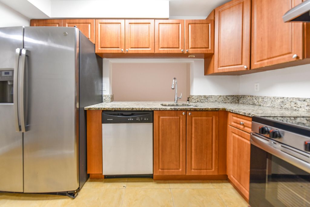 6053 10th 140 Avenue N 140, Greenacres, FL 33463