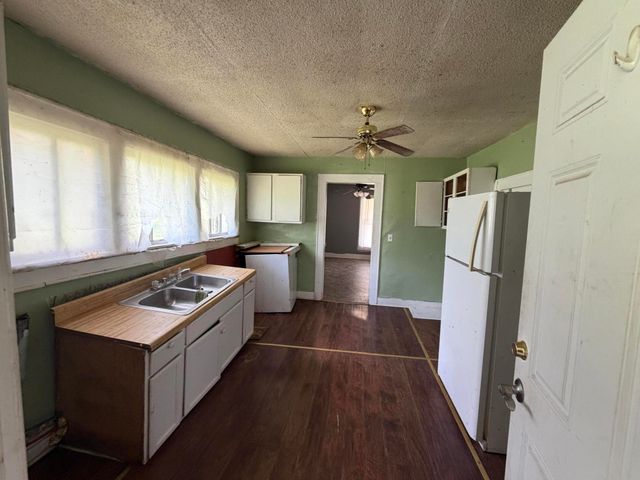 1022 Wilson Road, Rossville, GA 30741