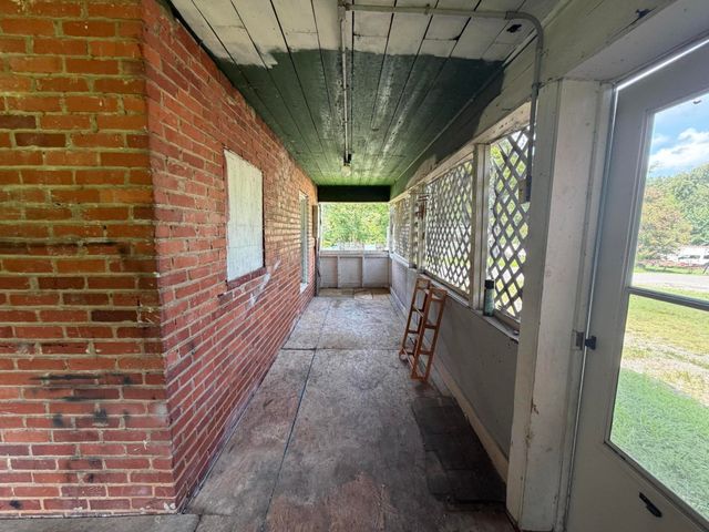 1022 Wilson Road, Rossville, GA 30741