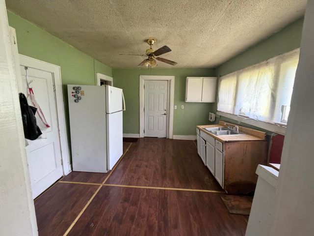 1022 Wilson Road, Rossville, GA 30741