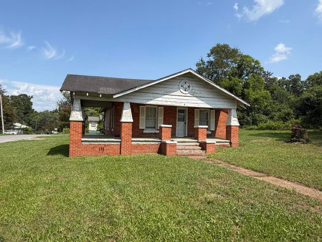1022 Wilson Road, Rossville, GA 30741