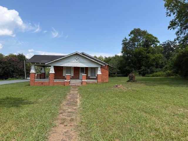 1022 Wilson Road, Rossville, GA 30741