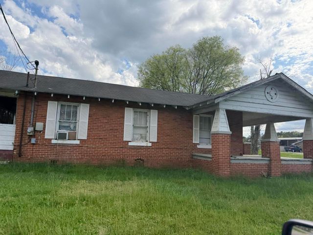 1022 Wilson Road, Rossville, GA 30741